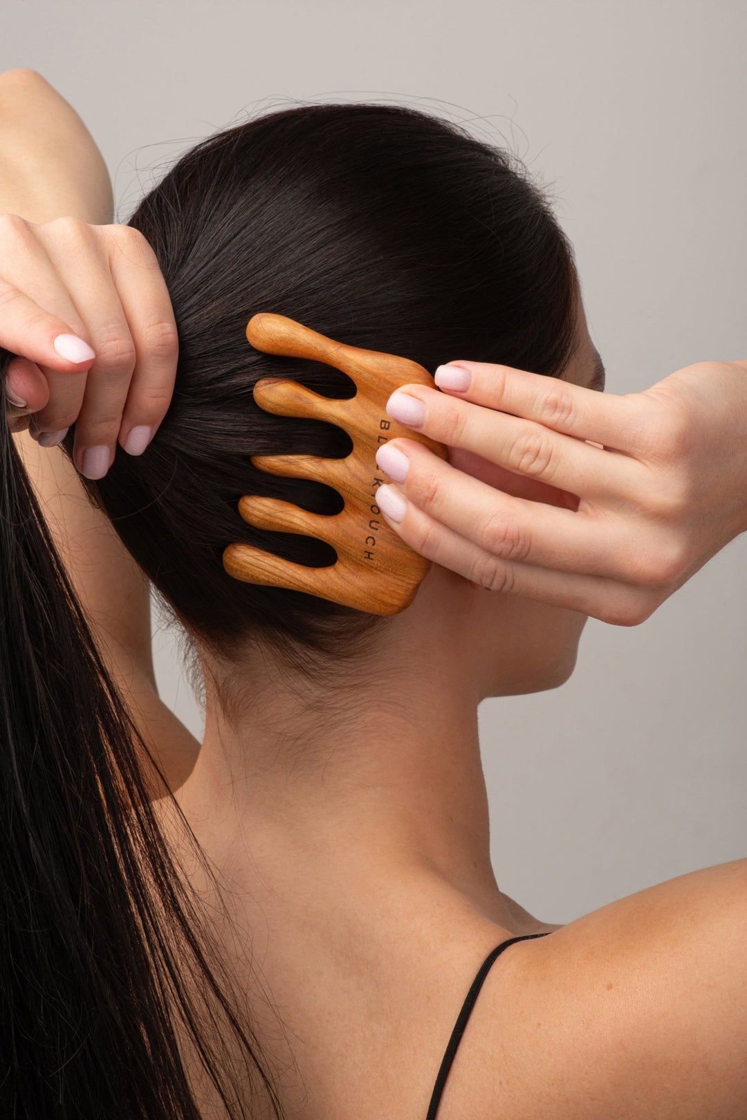 Гребінь для масажу голови Medusa Dark - BLACKTOUCH