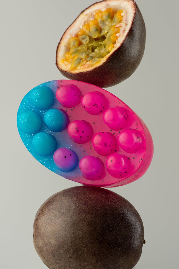 Масажне антицелюлітне мило - Mystic Scrub - Квітка Маракуї - BLACKTOUCH