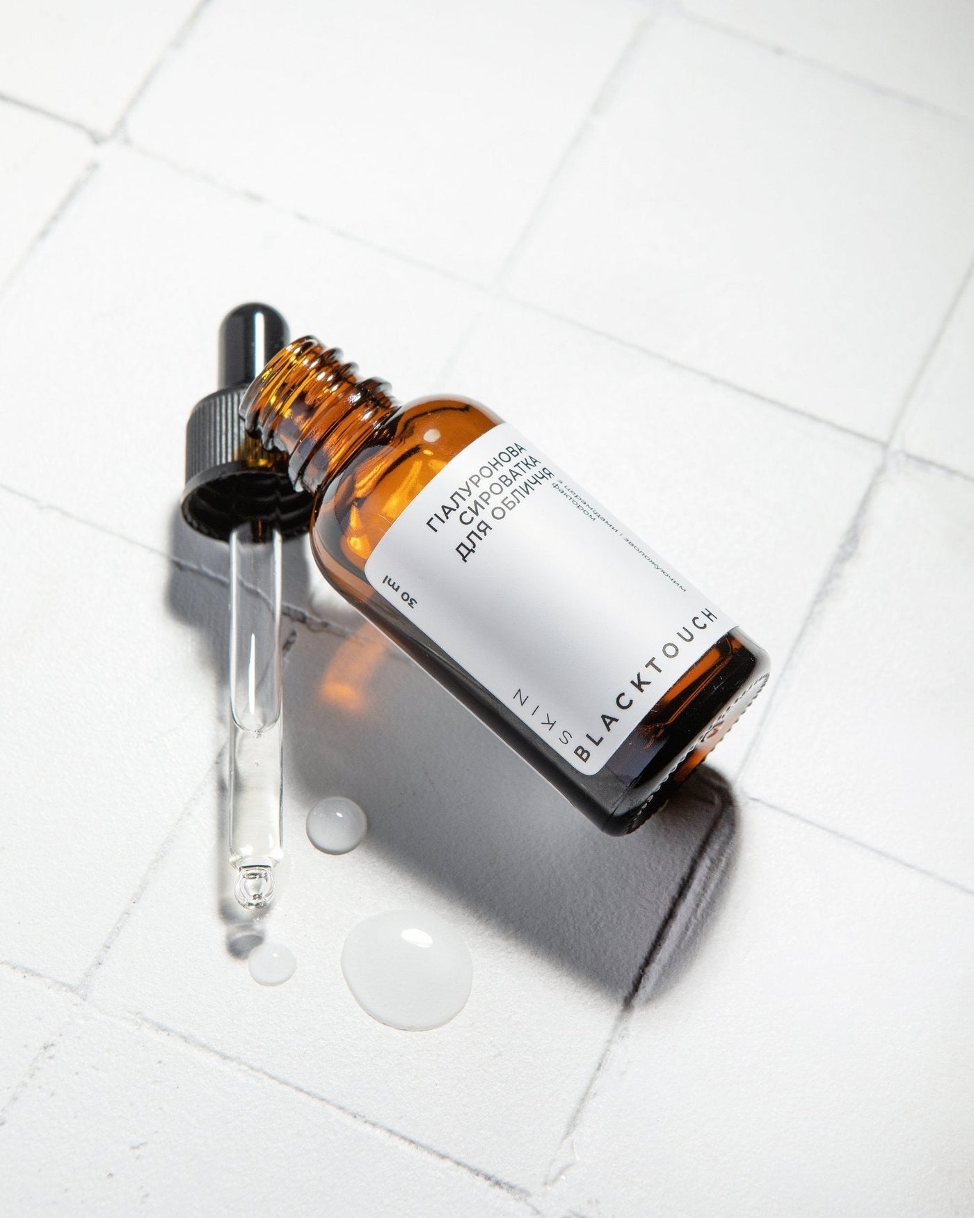 Подарунковий набір "Obsidian 3D Crystal Roller & Hyaluronic serum" - BLACKTOUCH