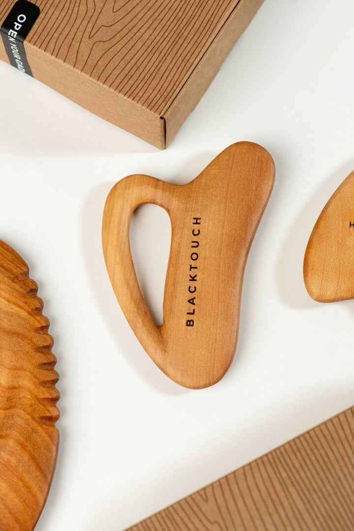 Дерев'яний шкребок для гуа-ша серце - BLACKTOUCH
