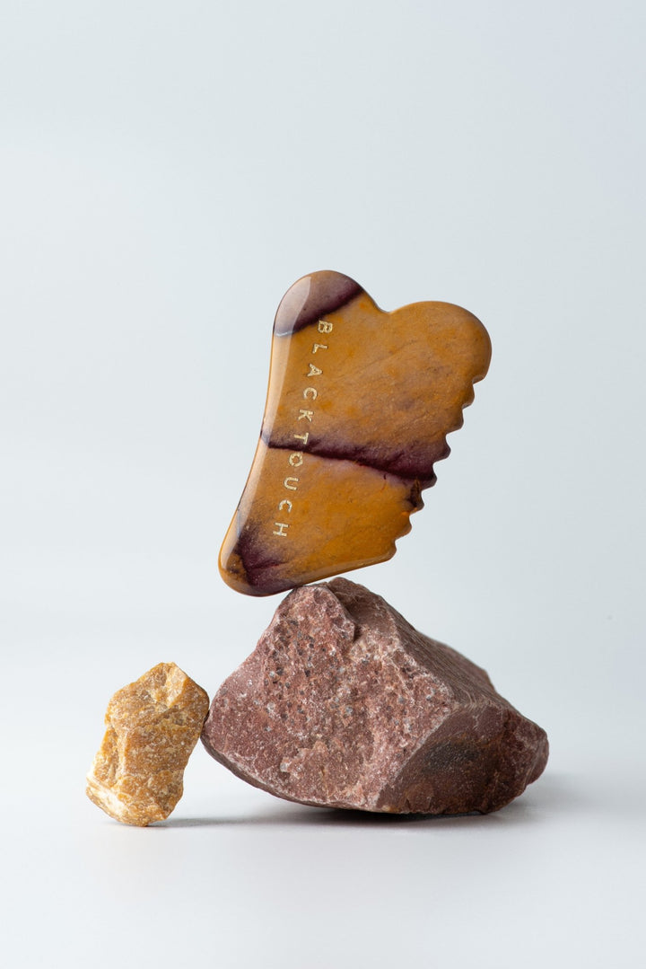 Комплект "Mucaita gua sha & cosmetic oil" - BLACKTOUCH