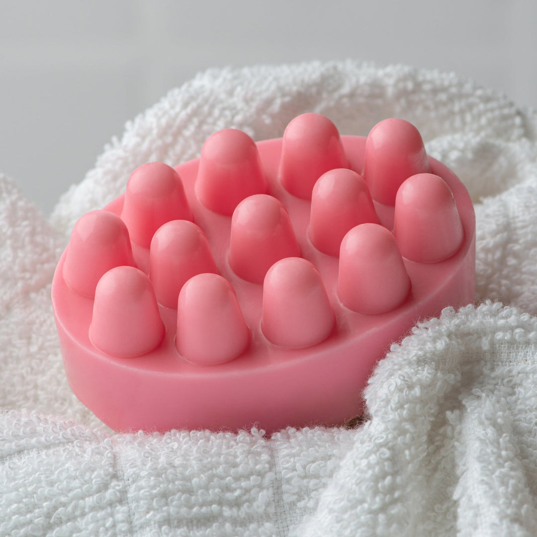 Масажне антицелюлітне мило з люфою Wild Berries — Лісові ягоди - BLACKTOUCH