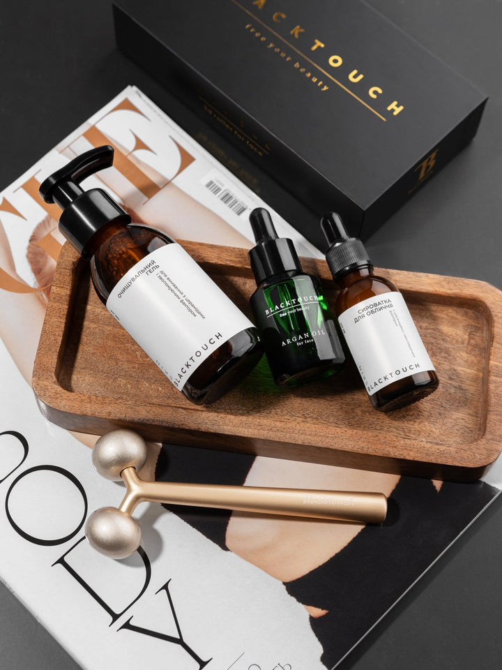 Очищувальний гель для вмивання з церамідами і зволожуючим фактором, 100 мл - BLACKTOUCH