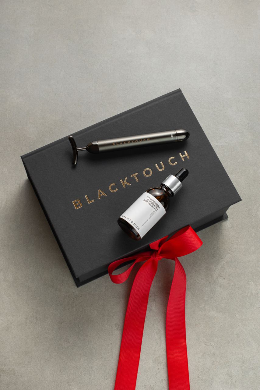Подарункове пакування для бʼюті гаджетів та косметики - BLACKTOUCH