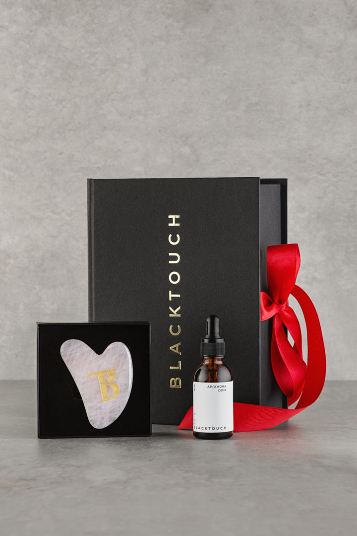 Подарункове пакування для бʼюті гаджетів та косметики - BLACKTOUCH