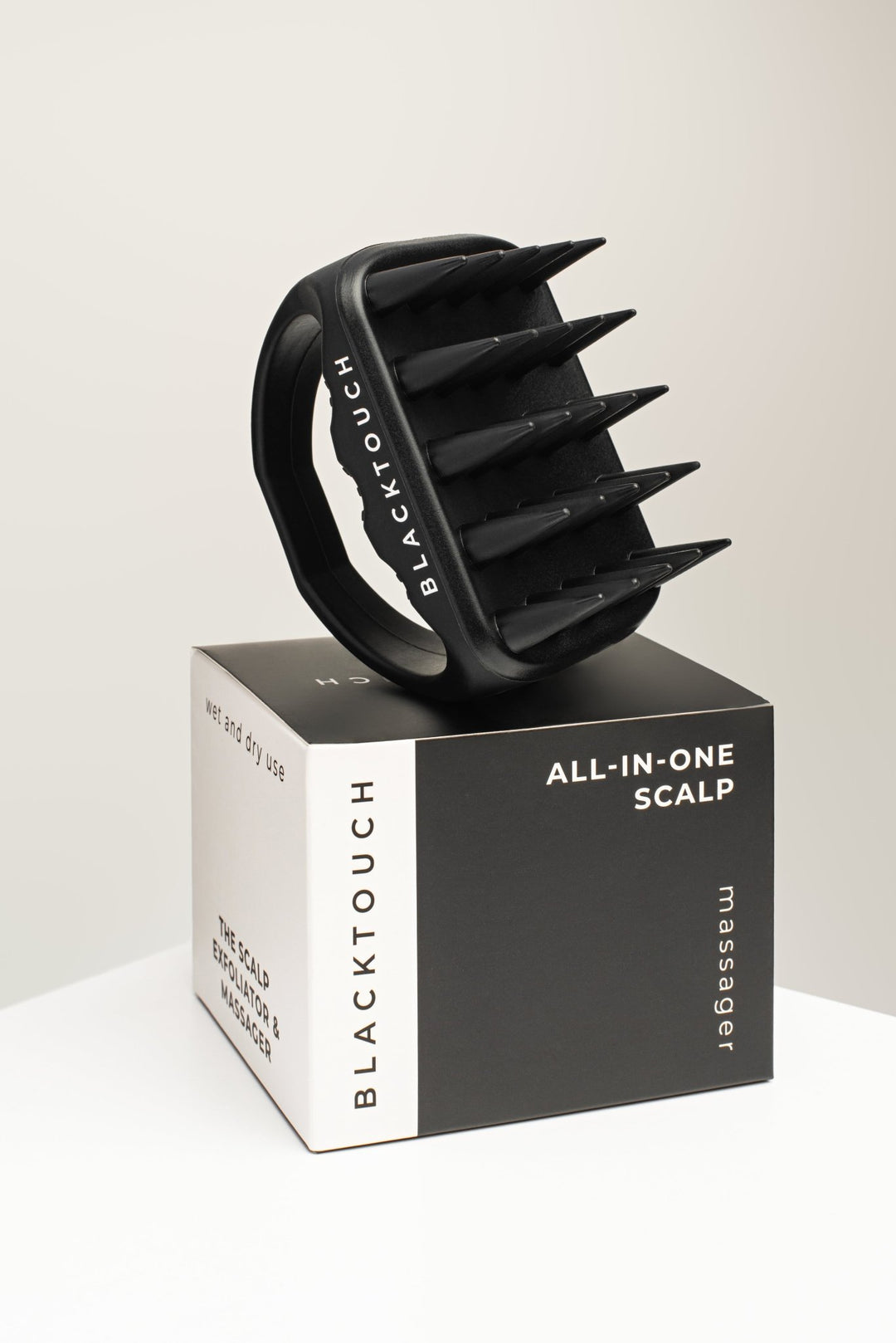 Щітка для масажу голови All-in-one Scalp - BLACKTOUCH