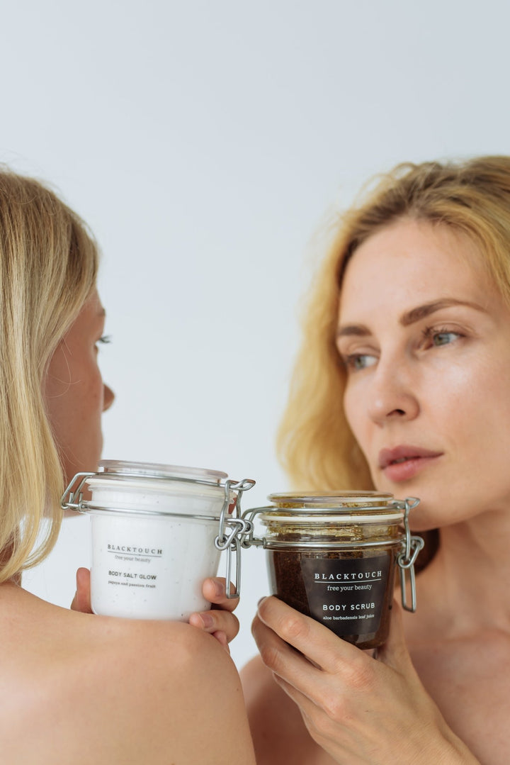 Скраб для тіла з соком листя Алое барбаденсіс, 200 мл - BLACKTOUCH