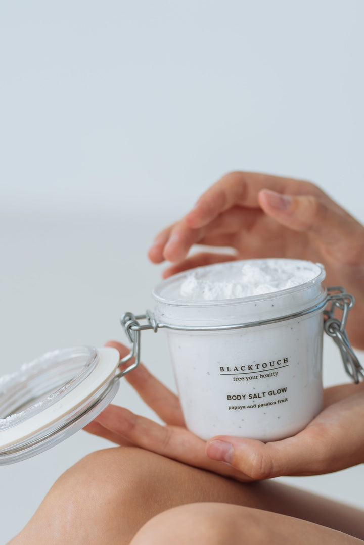 Сольовий скраб-суфле для тіла папая-маракуя, 200 мл - BLACKTOUCH