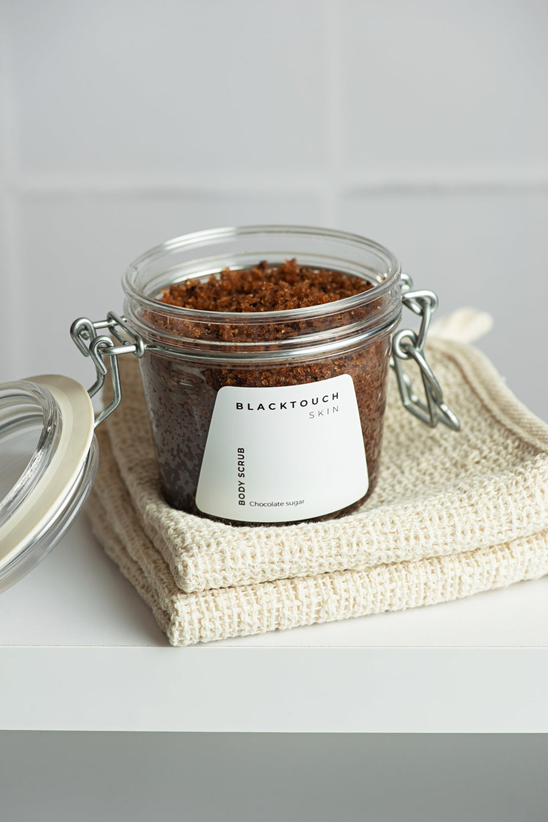 Цукровий скраб для тіла Chocolate sugar, 200 мл - BLACKTOUCH