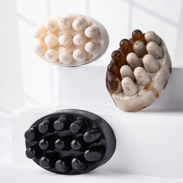 Твердий скраб для тіла medium - Масажне антицелюлітне мило - Бамбукове вугілля з маком - BLACKTOUCH