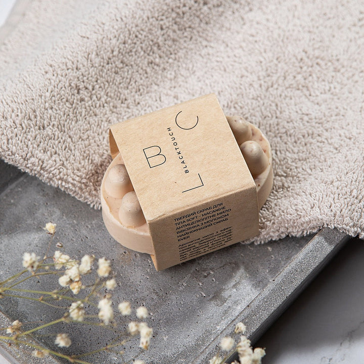 Твердий скраб для тіла soft - Масажне антицелюлітне мило - Вівсянка з молоком - BLACKTOUCH